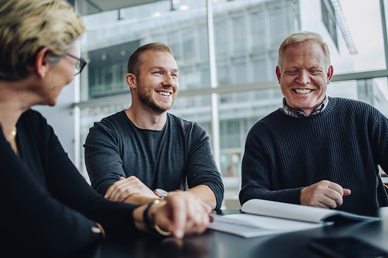 Teammedlemmer taler om deres samlede DISC profil, som grundlag for et succesfuldt teamsamarbejde.
